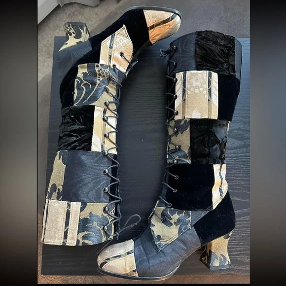🖤RARE GOTH DREAMS Vintage 80s90s Knee High Velvet Tapestry Patchwork Boots🖤 - Picture 2 of 16
